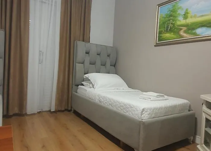 Szálloda Alvin & Saranda