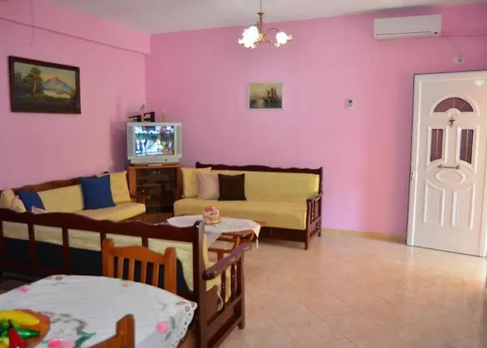 Szálloda Alvin & 2*