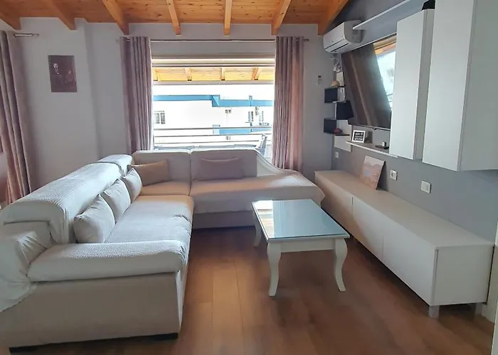 Hotel Alvin & Sarande